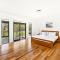 Redgum Treehouse - Outstanding luxury in the heart of wine country and minutes from the beaches - Quindalup