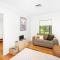 Redgum Treehouse - Outstanding luxury in the heart of wine country and minutes from the beaches
