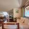 Apartment Terrazzo fiorito by Interhome