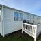 Bittern 8, Scratby - California Cliffs, Parkdean, sleeps 8, free Wi-Fi, bed linen and towels included, pet friendly - 2 minutes from the beach!