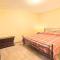 Spoleto storico spacious city house - car unnecessary - wifi - sleeps 10