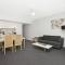 Pandanas Apt 2 (10th floor, Pool & City views) - Дарвін