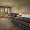 Heathman Lodge