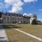 CHATEAU DES BARRES - Sainpuits