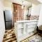 Modern Elegant Renovated Apartment, New Building, Chekhov stree