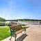 Lakefront Osage Beach Condo Balcony and Pool Access - Osage Beach