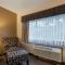 Best Western Plus Baker Street Inn