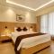 Hotel Mumbai House Ghansoli, Navi Mumbai