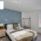 Cozy & Elegant 1bedroom House in Somerset Sleeps 2 By Hinkley Homes Short Lets & Serviced Accommodation