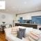 Cozy & Elegant 1bedroom House in Somerset Sleeps 2 By Hinkley Homes Short Lets & Serviced Accommodation