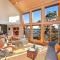 Salishan Tree House Suite - Cowichan Bay