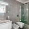 Flat Iron Apartments by Quokka 360 - modern building 5 min from the centre of Lugano - Viganello