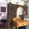 Welcoming One Bedroom Flatlet with Pool - Pietermaritzburg