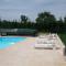 Gîte indépendant avec piscine, grande terrasse, jardin, barbecue, proche St Pourçain/Sioule et Souvigny - FR-1-489-78 - Cressanges