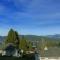 Big 4 Bd, 4 Ba home, Steps to Ocean with EV Charger - Cowichan Bay