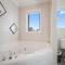 Brigantine Bay Breeze Sleeps 16