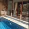 Cheerful 1 bedroom private house with pool in ubud - 乌布