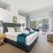 The Cove - Luxury Waterfront Accommodation