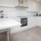 Blue Suites B5-403