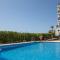 Blue Suites B5-403