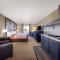 Super 8 by Wyndham Jackson MN