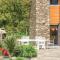 Beautiful Home In St Martin Des Pres - Ville Morvan