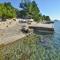 Holiday home in Karbuni with sea view, balcony, air conditioning, WiFi 5095-1