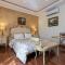 LUX VILLA with amazing BBQ, Pool Area & WIFI by 360 Estates