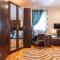 LUX VILLA with amazing BBQ, Pool Area & WIFI by 360 Estates