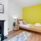 Lovely 4 Bedroom London Home with Free Parking, Garden, WiFi By Roost Accommodation