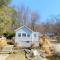Lakeview Home 3 Private Beaches w/ Kayaks, on Squantz Pond - New Fairfield