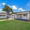 Large Cottage Near Ettalong Centre