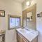 Cozy High Rolls Cottage Near Hiking Trails!