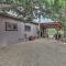 Cozy High Rolls Cottage Near Hiking Trails!