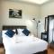 Phetrapoolvilla (เภตราพูลวิลล่า) Phetrapoolvilla (เภตราพูลวิลล่า)