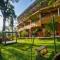 Karapuzha Village Resort