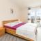 Paramount Apartments