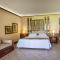 Paradis Beachcomber Golf Resort & Spa