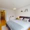 Sublime contemporary apartment in the city centre