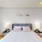 Sublime contemporary apartment in the city centre