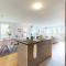 Sublime contemporary apartment in the city centre