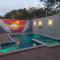 Casa com Piscina e 3 Quartos Climatizados 8km do Centro
