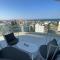 McKenzie 2 bedrooms Seaview Residence