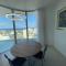 McKenzie 2 bedrooms Seaview Residence