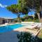 Lovely "Provence" villa with sea view, private heated pool, airco and beautiful garden - 格里莫