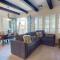 LV217 Superb 2 Bedroom Overlooking the Lap Pool - لا كينتا