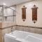 Ski In Out Luxury Condo 4283 I Huge Hot Tub I Great Views I Best Price I FREE Adventures Daily