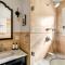 Woodpecker House - Mountain retreat with hot tub - 10 min to skiing in Hunter & Windham