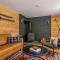 Woodpecker House - Mountain retreat with hot tub - 10 min to skiing in Hunter & Windham