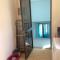 May Flower: Modern Flat close to Airport/Bus Stops